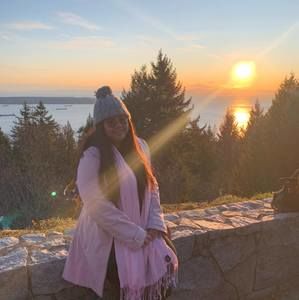 Meet your Posher, Christine